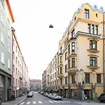 Unique And Bright Penthouse In Ullanlinna