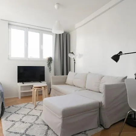 Apartment Unique And Bright Penthouse In Ullanlinna