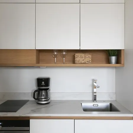 Apartment Unique And Bright Penthouse In Ullanlinna